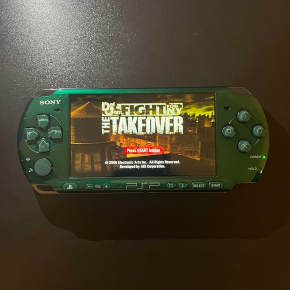 Sony Psp - Picture 4 of 10